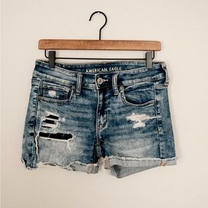 American Eagle Midi Distressed Shorts Size 6